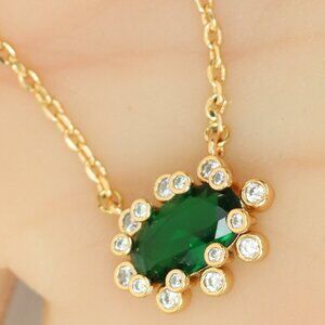 "Elegant Rose Gold Necklace with Green Gemstone & Crystal Halo, XPNL0156